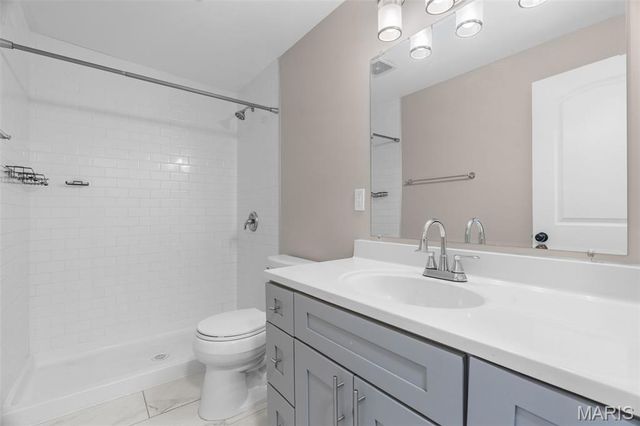 2253 Indiana Avenue, St Louis, MO 63104