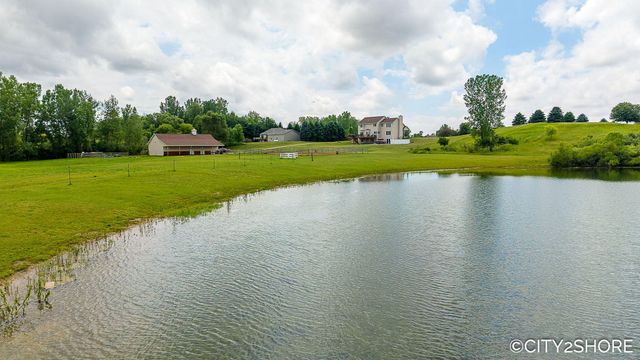 604 28th Avenue, Jamestown Twp, MI 49426