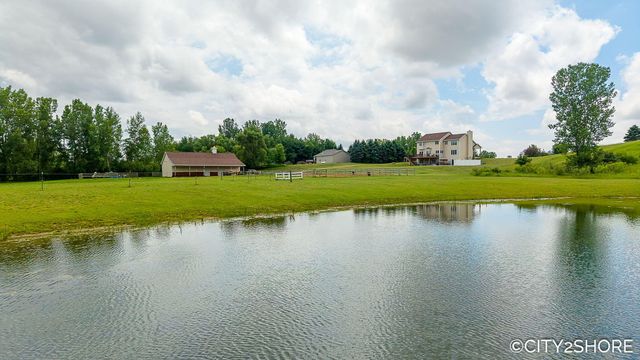 604 28th Avenue, Jamestown Twp, MI 49426