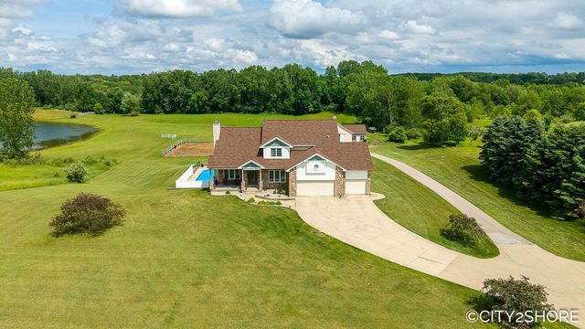 604 28th Avenue, Jamestown Twp, MI 49426