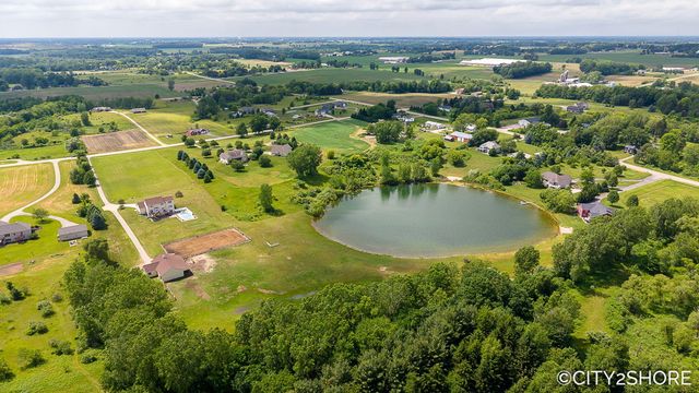 604 28th Avenue, Jamestown Twp, MI 49426