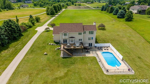 604 28th Avenue, Jamestown Twp, MI 49426