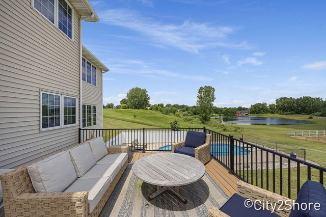 604 28th Avenue, Jamestown Twp, MI 49426