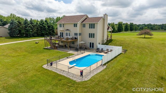 604 28th Avenue, Jamestown Twp, MI 49426