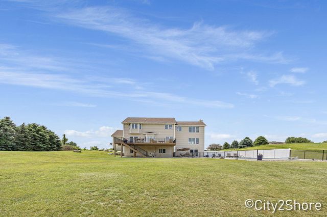 604 28th Avenue, Jamestown Twp, MI 49426