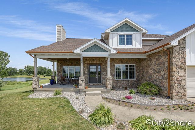 604 28th Avenue, Jamestown Twp, MI 49426