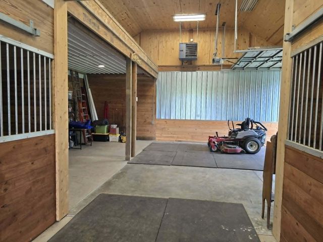 604 28th Avenue, Jamestown Twp, MI 49426