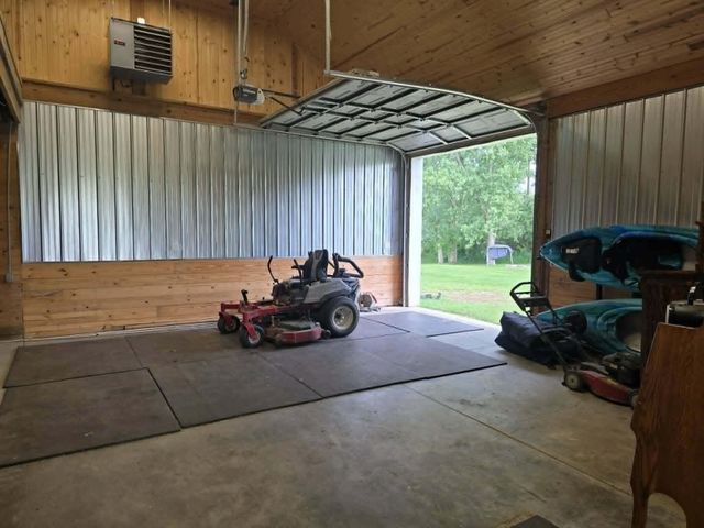 604 28th Avenue, Jamestown Twp, MI 49426