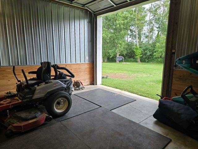604 28th Avenue, Jamestown Twp, MI 49426
