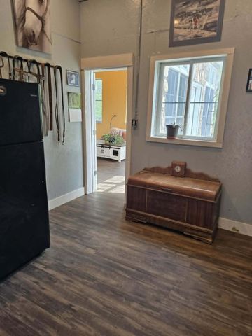 604 28th Avenue, Jamestown Twp, MI 49426
