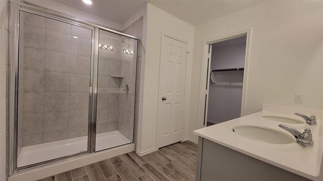 452 Pickrell LOOP, Liberty Hill, TX 78642