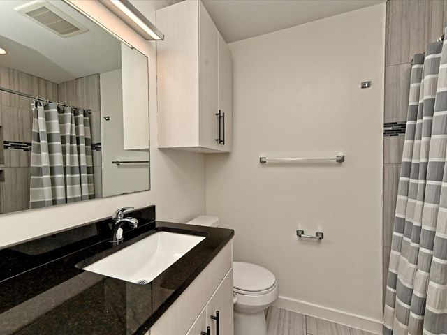 1202 Woodfield DR A, Austin, TX 78758