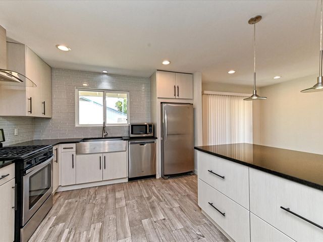 1202 Woodfield DR A, Austin, TX 78758