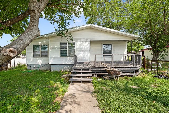 1906 N Main Street, Weatherford, TX 76085