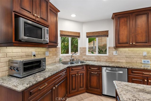 22241 Dardenne Street, Calabasas, CA 91302