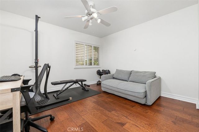 22241 Dardenne Street, Calabasas, CA 91302
