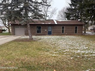 1415 Meadow Avenue, Montpelier, OH 43543