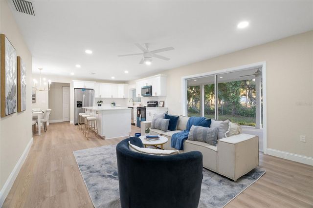 116 12TH AVENUE E, Bradenton, FL 34208