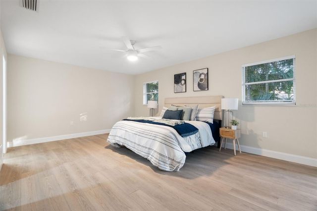 116 12TH AVENUE E, Bradenton, FL 34208