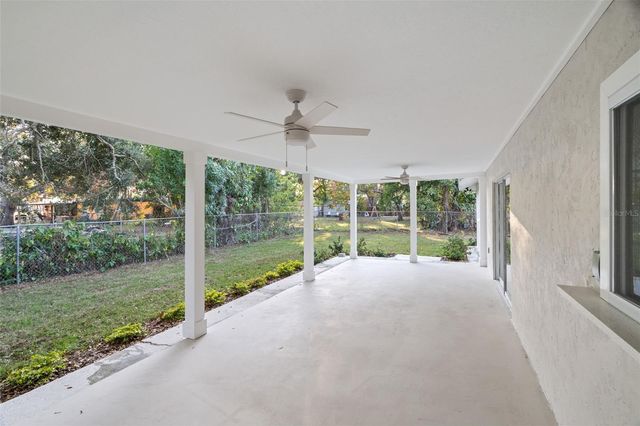 116 12TH AVENUE E, Bradenton, FL 34208