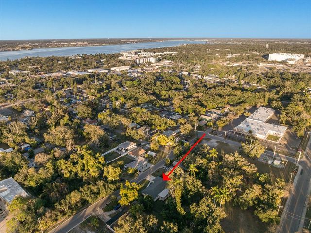 116 12TH AVENUE E, Bradenton, FL 34208