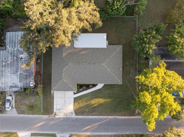 116 12TH AVENUE E, Bradenton, FL 34208