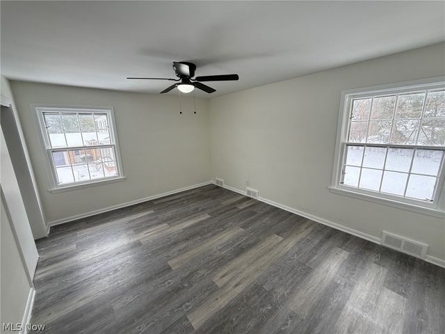 22350 S Woodland Road, Shaker Heights, OH 44122