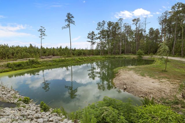 4782 Merrimon Road, Beaufort, NC 28516