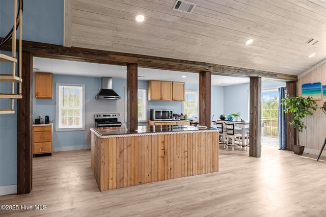 4782 Merrimon Road, Beaufort, NC 28516