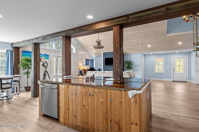 4782 Merrimon Road, Beaufort, NC 28516