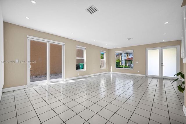 10877 SW 152nd Place, Miami, FL 33196