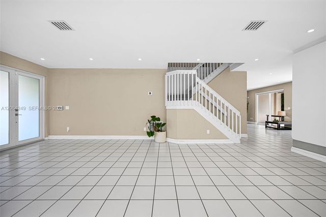 10877 SW 152nd Place, Miami, FL 33196