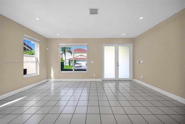 10877 SW 152nd Place, Miami, FL 33196