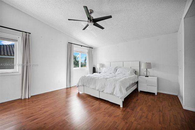 10877 SW 152nd Place, Miami, FL 33196