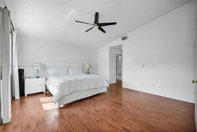 10877 SW 152nd Place, Miami, FL 33196