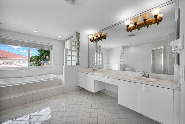 10877 SW 152nd Place, Miami, FL 33196