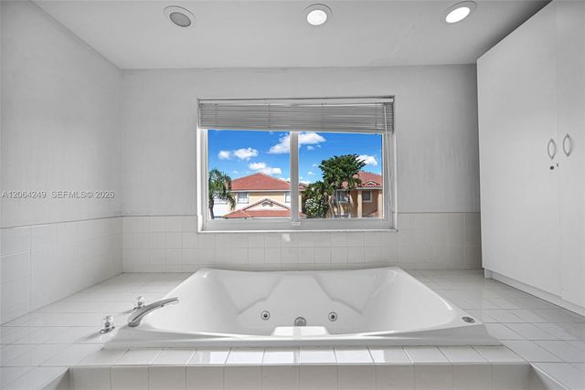 10877 SW 152nd Place, Miami, FL 33196