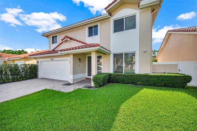 10877 SW 152nd Place, Miami, FL 33196