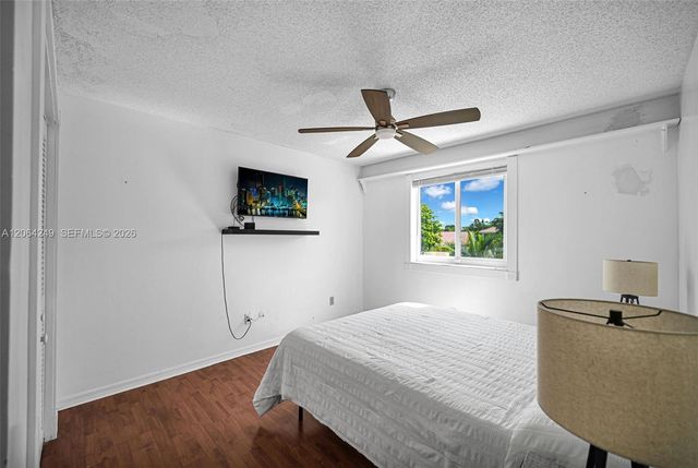 10877 SW 152nd Place, Miami, FL 33196