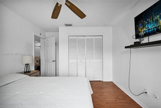10877 SW 152nd Place, Miami, FL 33196