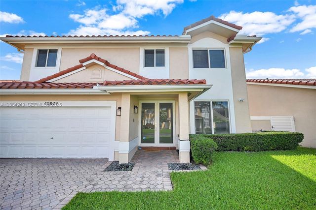10877 SW 152nd Place, Miami, FL 33196