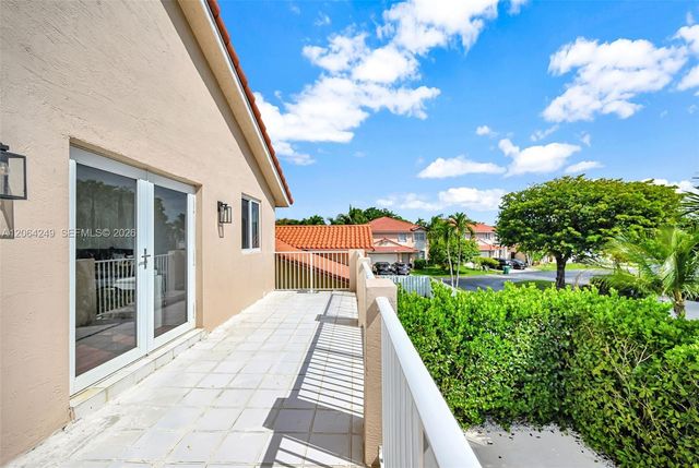 10877 SW 152nd Place, Miami, FL 33196