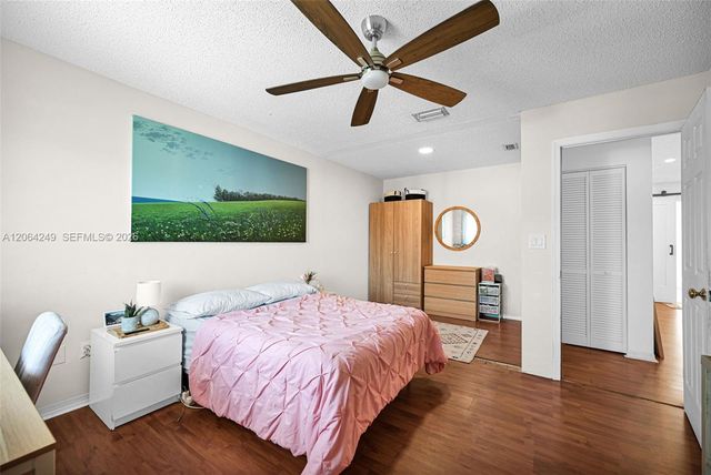 10877 SW 152nd Place, Miami, FL 33196