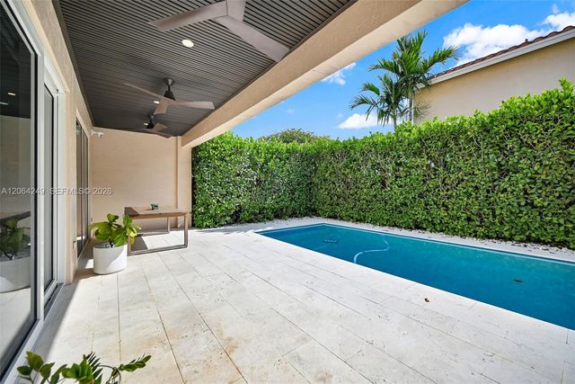 10877 SW 152nd Place, Miami, FL 33196
