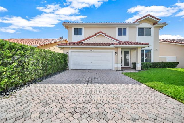 10877 SW 152nd Place, Miami, FL 33196