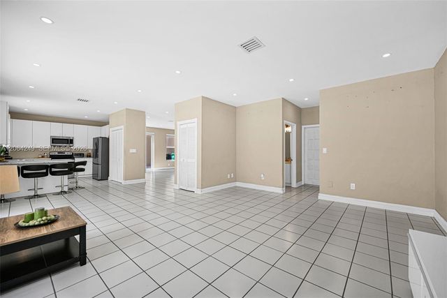 10877 SW 152nd Place, Miami, FL 33196
