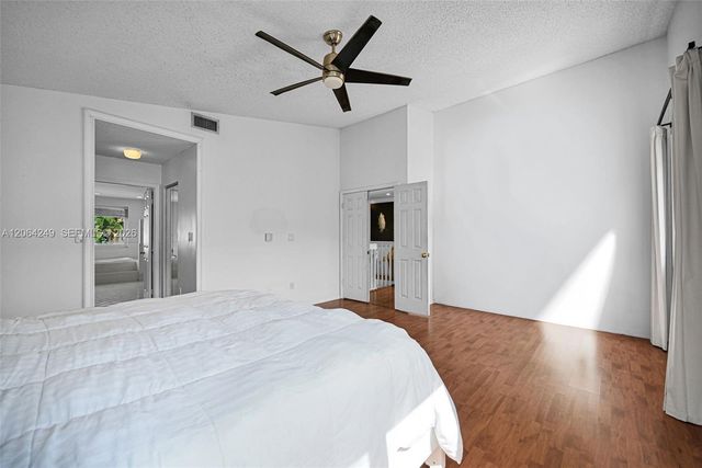 10877 SW 152nd Place, Miami, FL 33196
