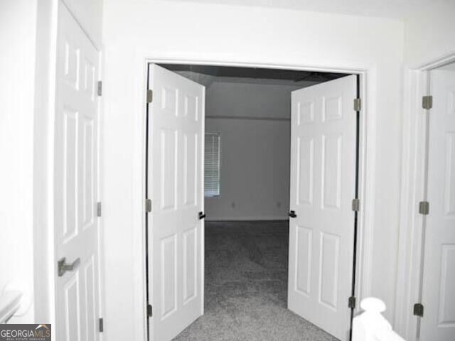 6681 Point Of Woods Drive, Stone Mountain, GA 30087