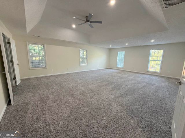 6681 Point Of Woods Drive, Stone Mountain, GA 30087