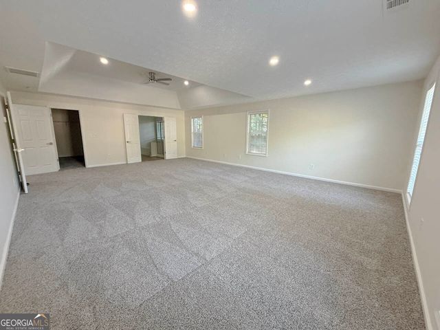 6681 Point Of Woods Drive, Stone Mountain, GA 30087
